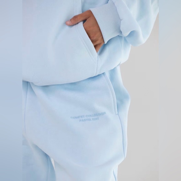 Comfrt Pastel Hoodie Size Large NWOT - Picture 4 of 13